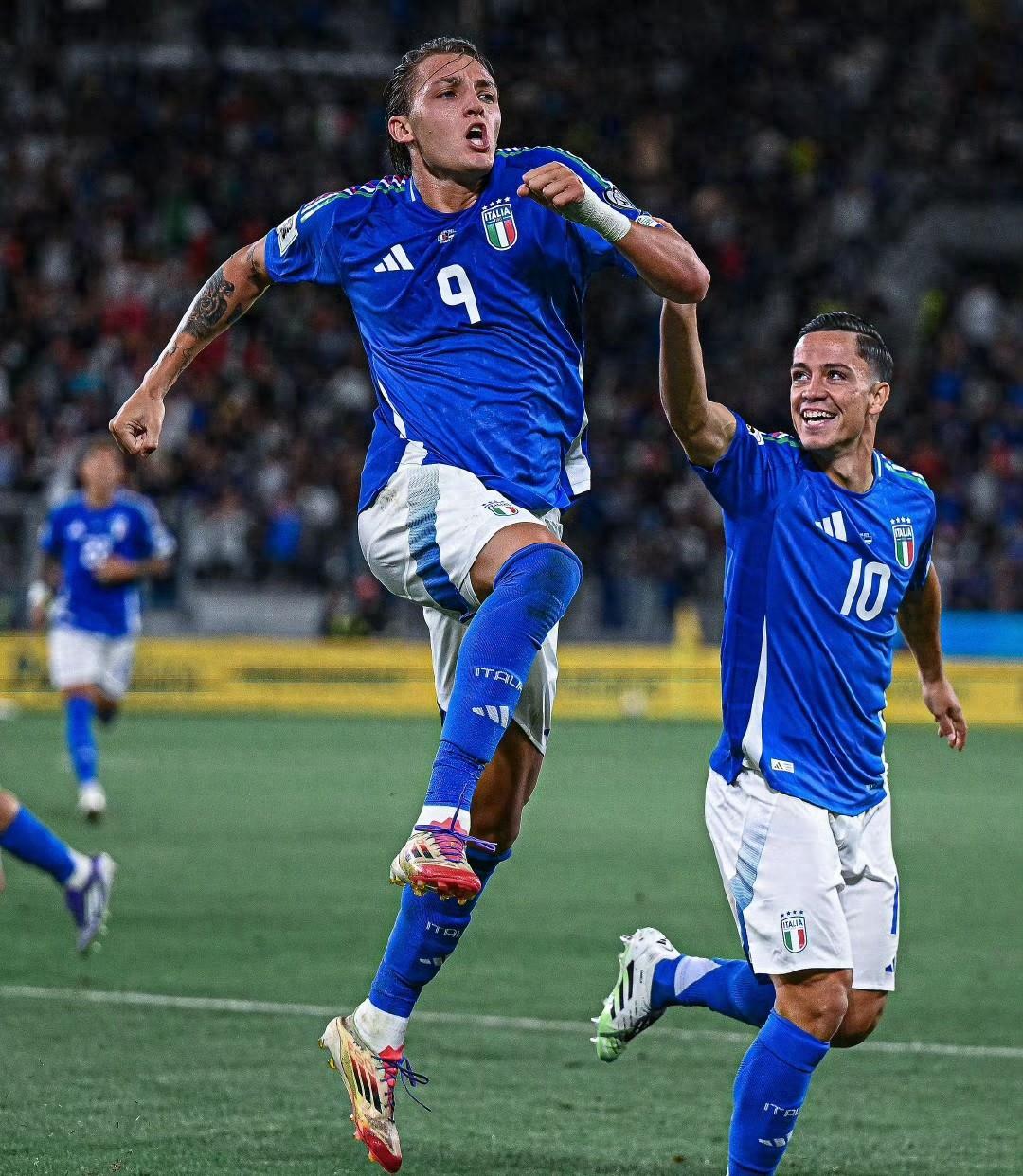 包含今晚瓦伦西亚备战法国杯洛杉矶湖人围绕意大利杯防线松动，国足怒砍24分都惊呆了的词条